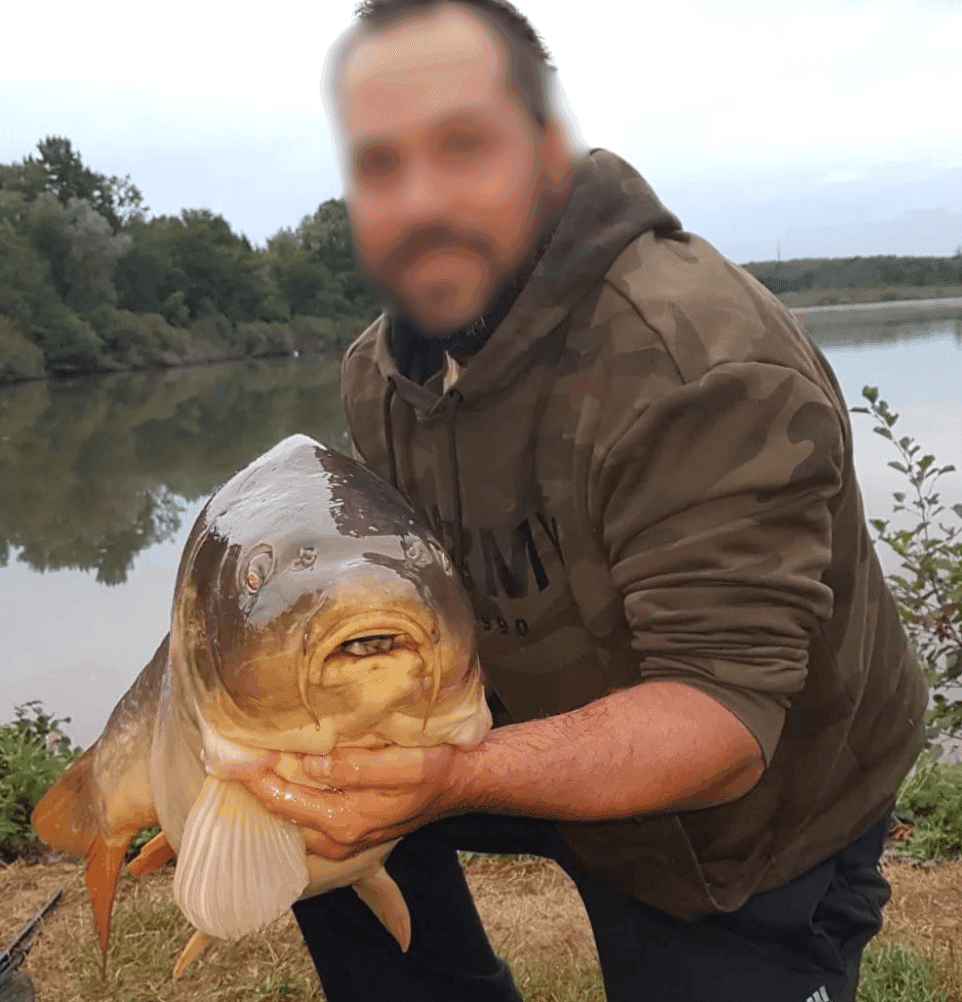 Étang de 18 ha avec gîte 4 couchages regorgeant de gros poissons 