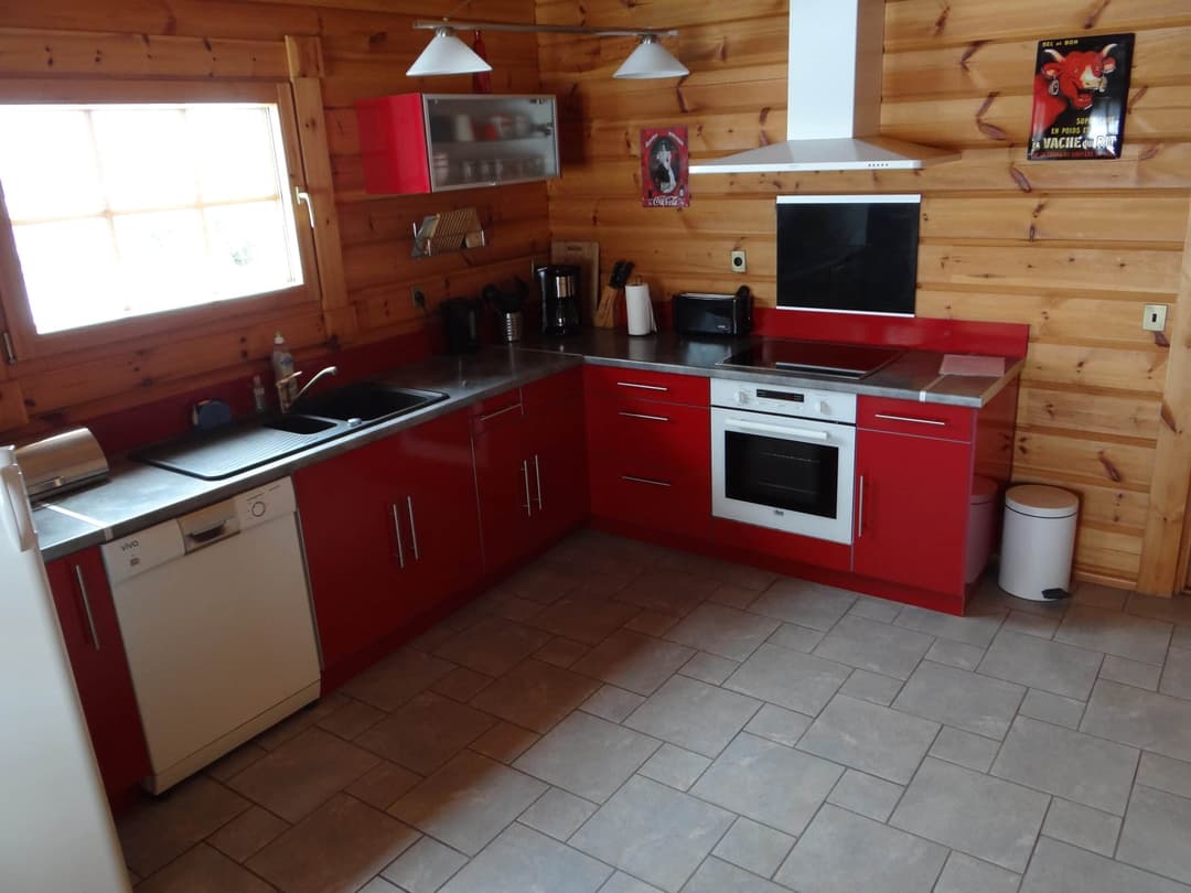 Chalet finlandais pour les amoureux de la nature avec étang privé 