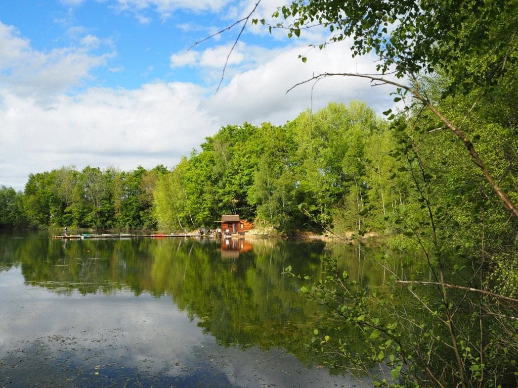 Privatisation d’un étang de 2.5ha avec un chalet 