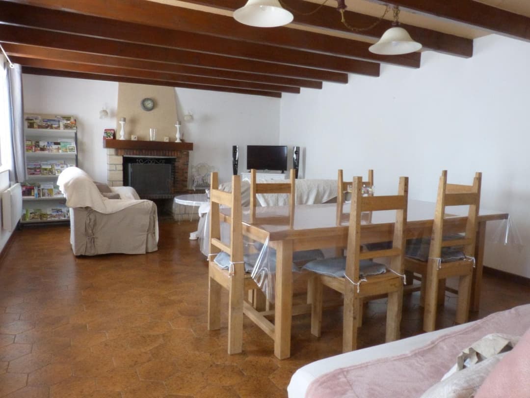 Gîte tout confort au bord de la rivière Thouet 