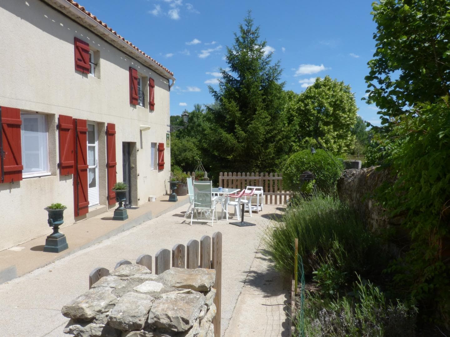 Gîte tout confort au bord de la rivière Thouet 