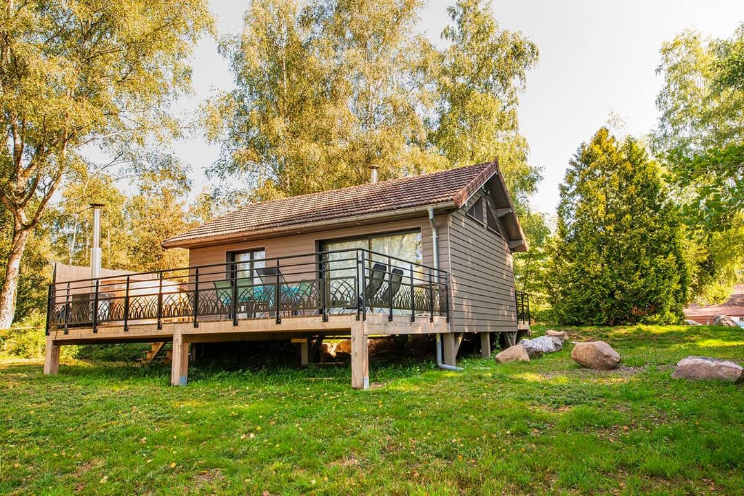 Magnifique chalet avec bain nordique et son étang de 11ha 