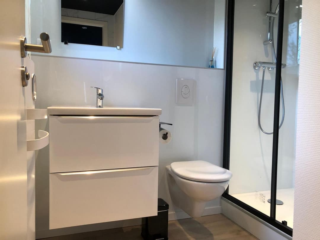 Gîte tout confort pour des vacances de rêve au cœur de la nature avec étang privé pour la pêche 