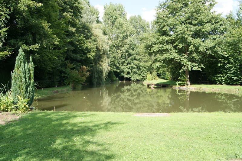 Gîte tout confort avec étang privé dans l’Aisne 