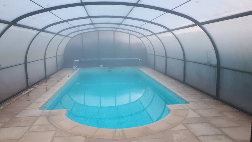 Gîte de charme avec piscine privée et étang en Thiérache 
