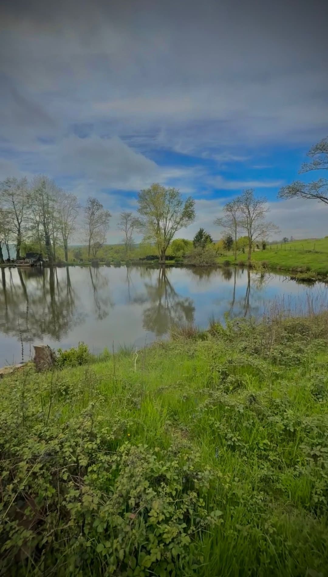 Gravière de 1ha pour des bons moments au bord de l'eau