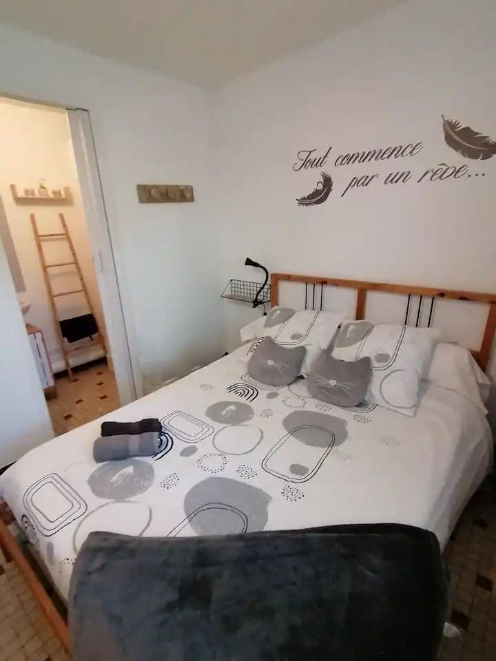 Maisonnette au bord de la rivière du Tarn 