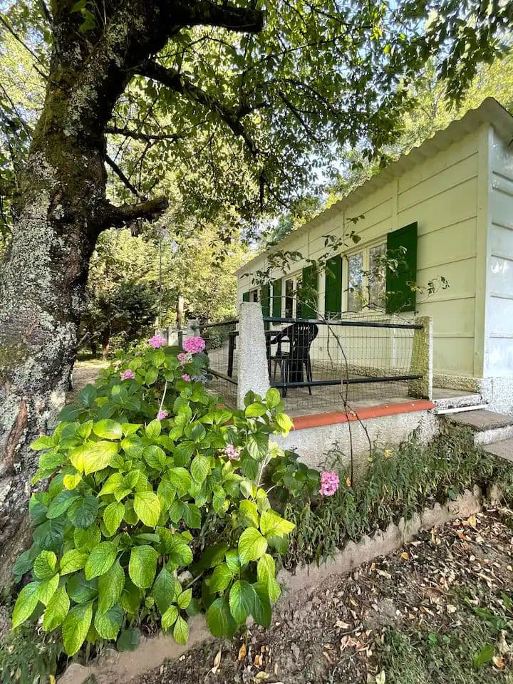 Maisonnette au bord de la rivière du Tarn 