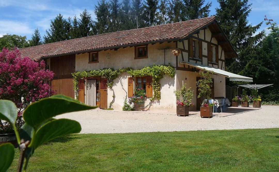 Gîte authentique et confortable au bord de l’étang 