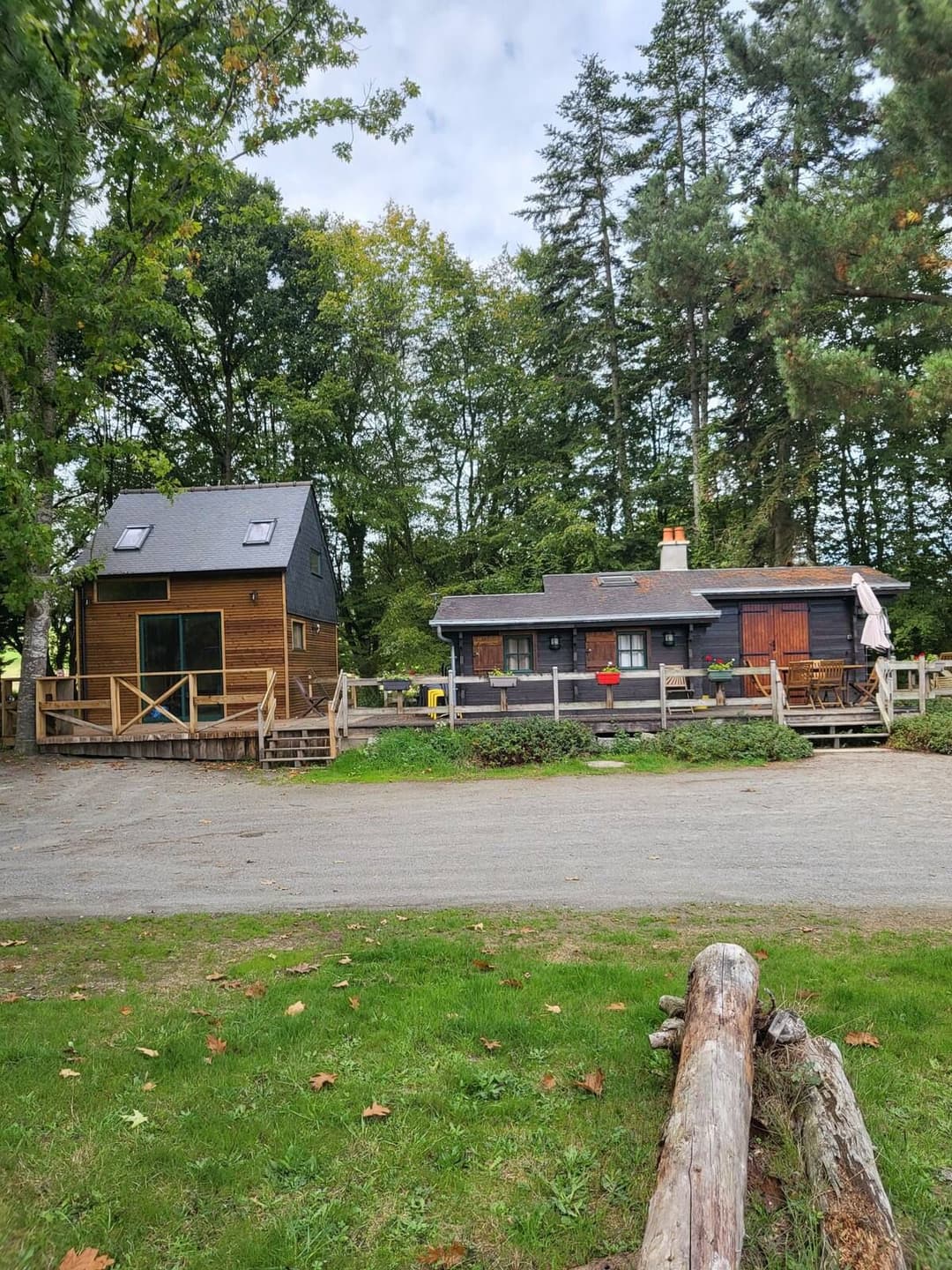 Chalet 4 personnes avec deux étangs privés