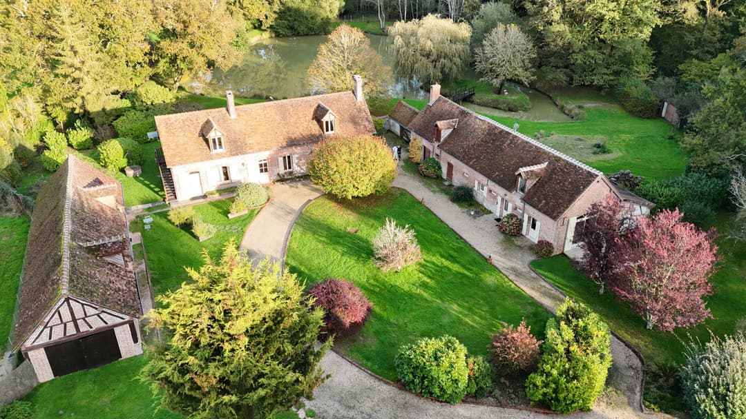 Gîte sologne avec étang privé et jardin 