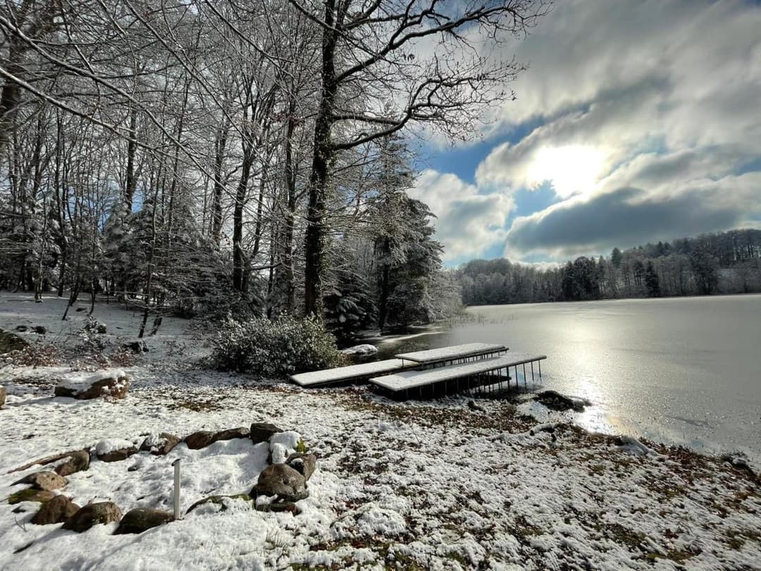 Gite tout confort avec lac privé de 7ha et sauna 