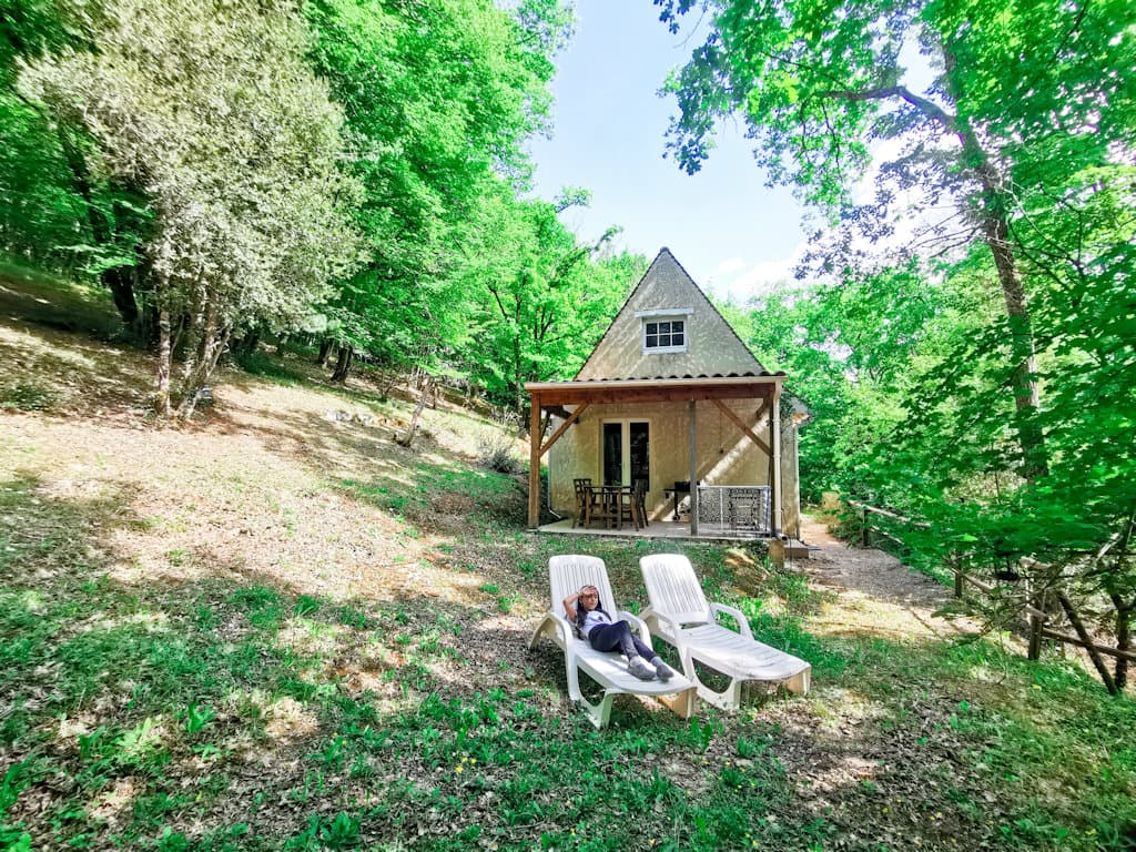 Gîte au coeur de la fôret sur un domaine avec étang 