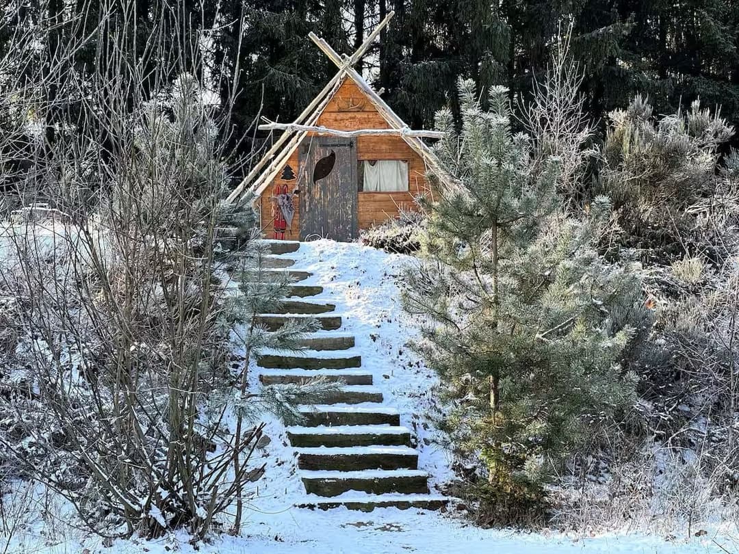 Cabane de Davy Crockett pour vivre une aventure unique 