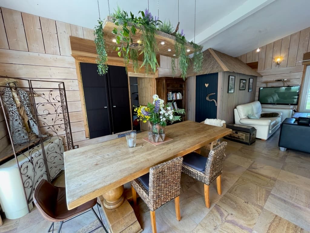Canopée : Appartement niché au bord d’un étang tranquille 