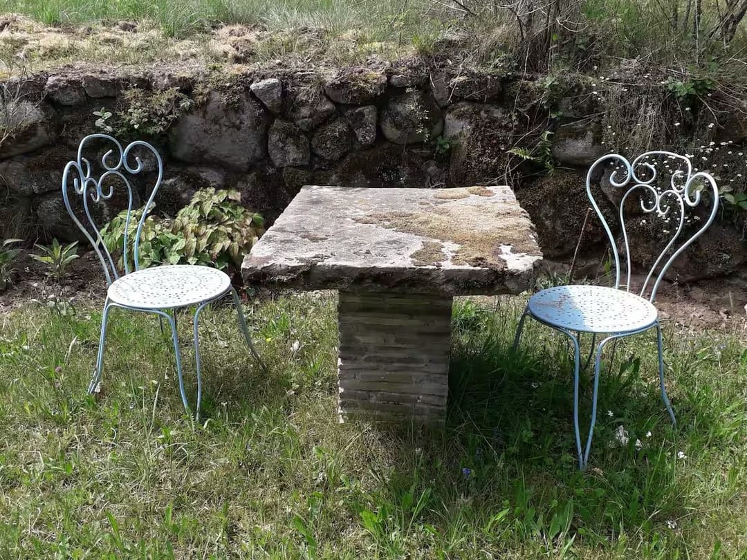 Le Crusoé :  chambre d’hôte avec cuisine tout confort au bord d’un étang de 1ha 