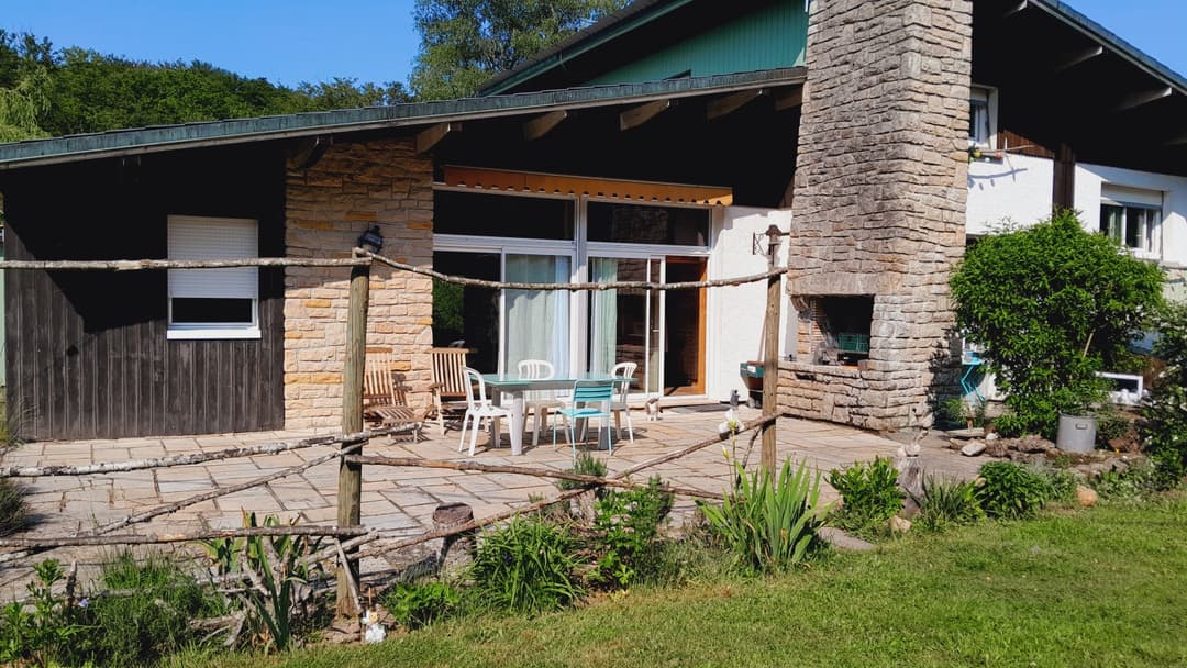 Canopée : Appartement niché au bord d’un étang tranquille 