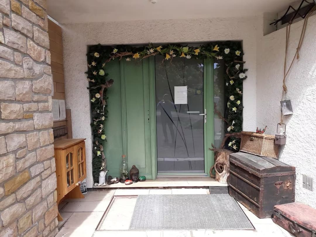 Le Crusoé :  chambre d’hôte avec cuisine tout confort au bord d’un étang de 1ha 