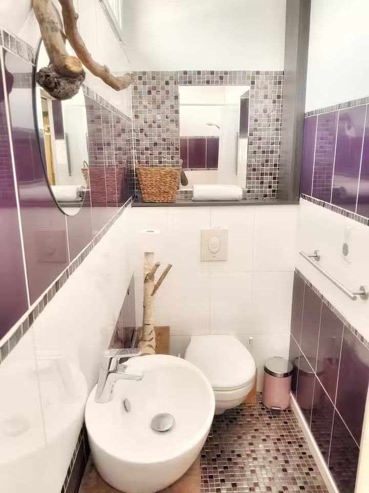 Le Crusoé :  chambre d’hôte avec cuisine tout confort au bord d’un étang de 1ha 