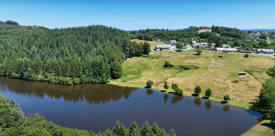 Grand étang de 5ha en Correze pour la pêche 