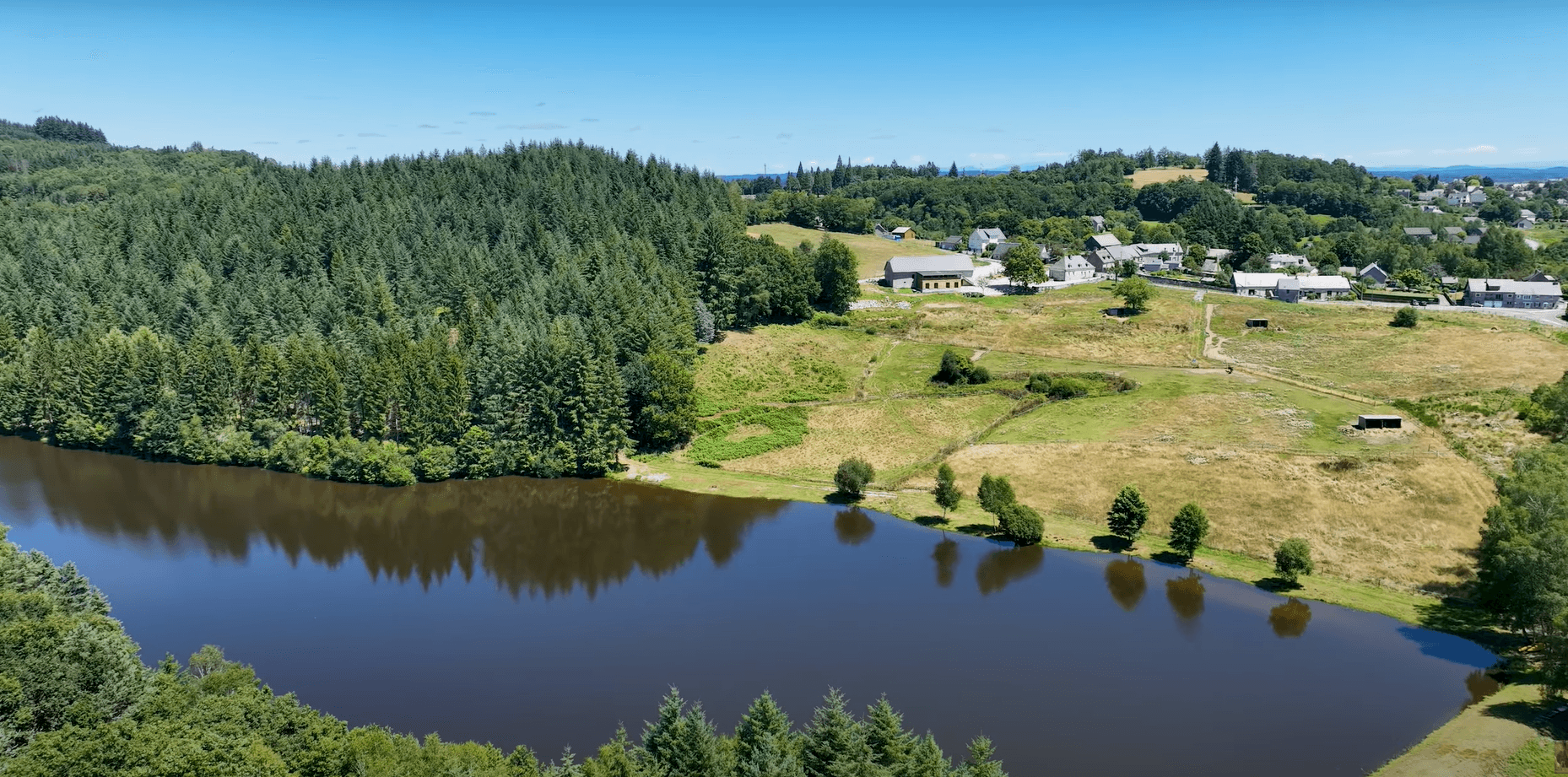 Grand étang de 5ha en Correze pour la pêche 