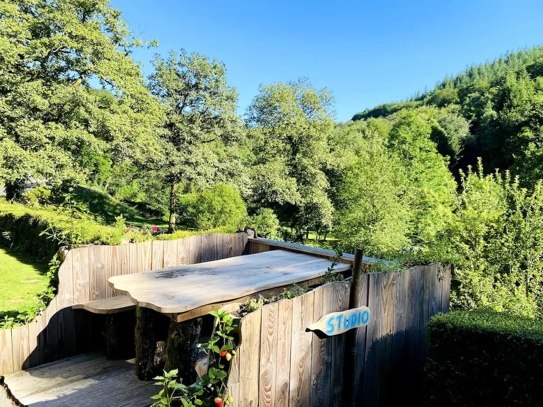 Studio au coeur de la nature avec accès à un étang 