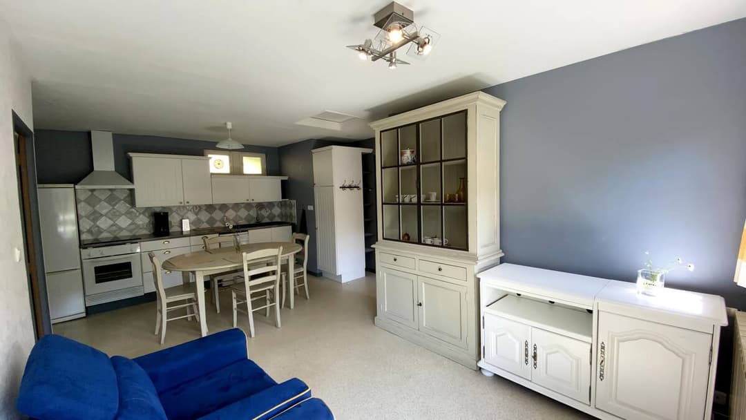 Appartement 2 chambres, étang et balades en forêt privée 