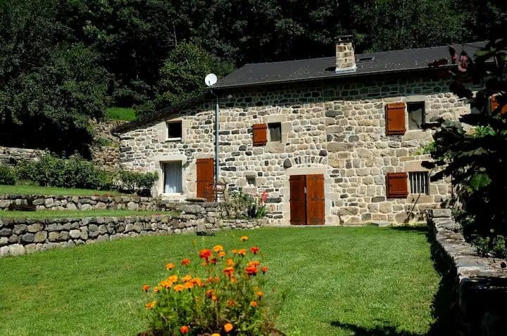 Gite détente et nature au cœur de la Haute Ardèche 