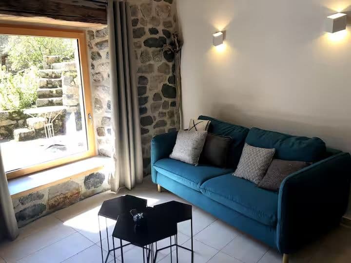 Gite détente et nature au cœur de la Haute Ardèche 