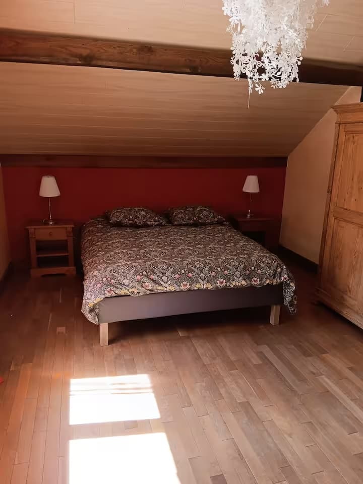 Chalet au cœur du parc régional des Vosges avec étang 