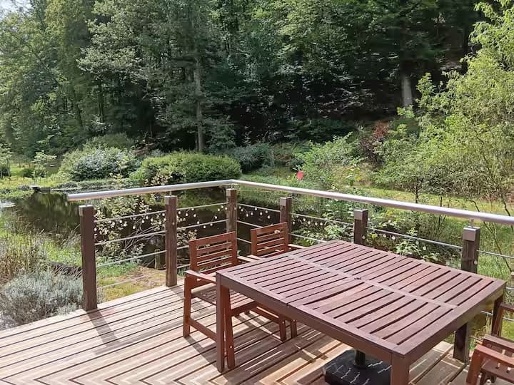 Chalet au cœur du parc régional des Vosges avec étang 