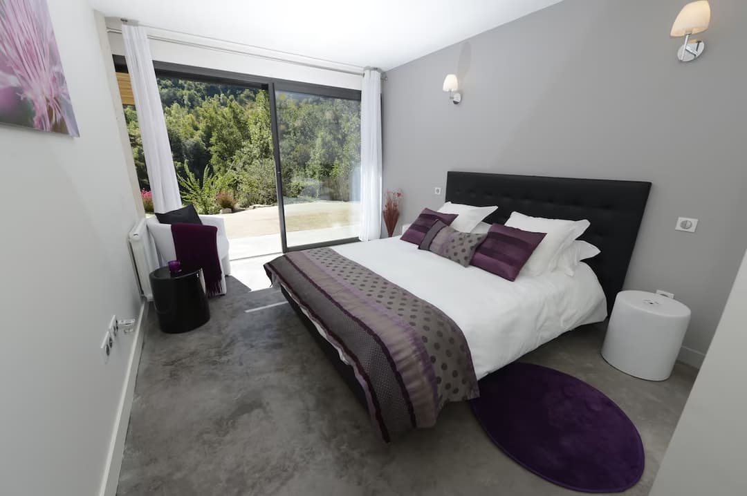 Villa d’architecte avec plage privée au cœur des Gorges du Tarn 