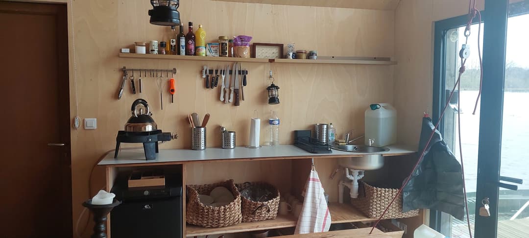 Etang de 21ha avec une cabane flottante 