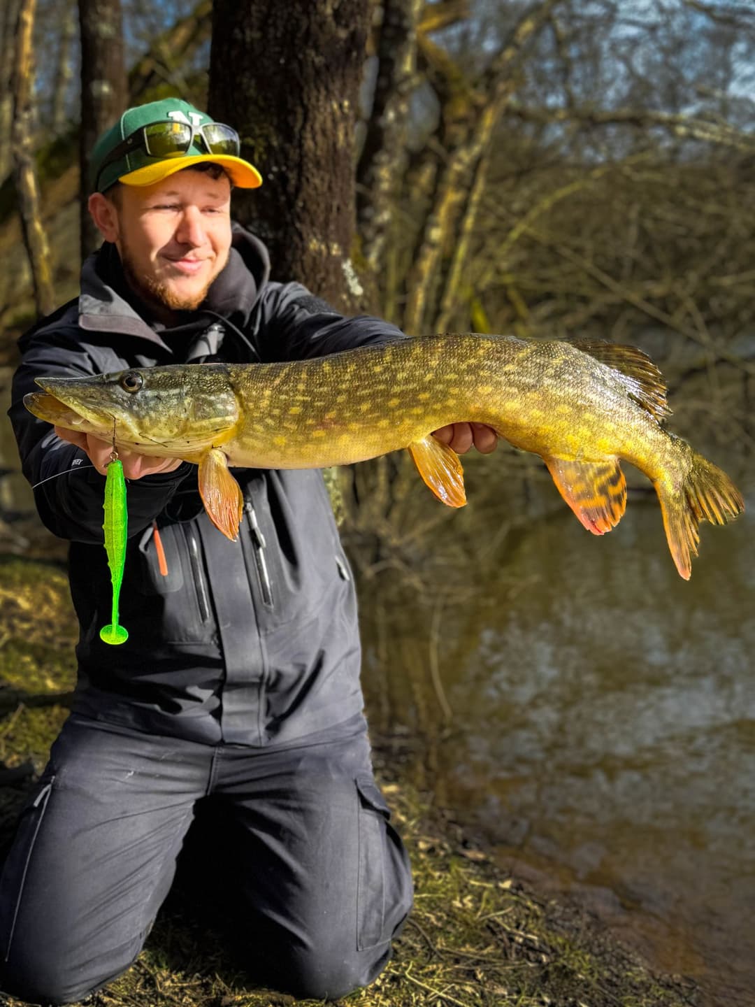 Etang de 21ha avec une cabane flottante 