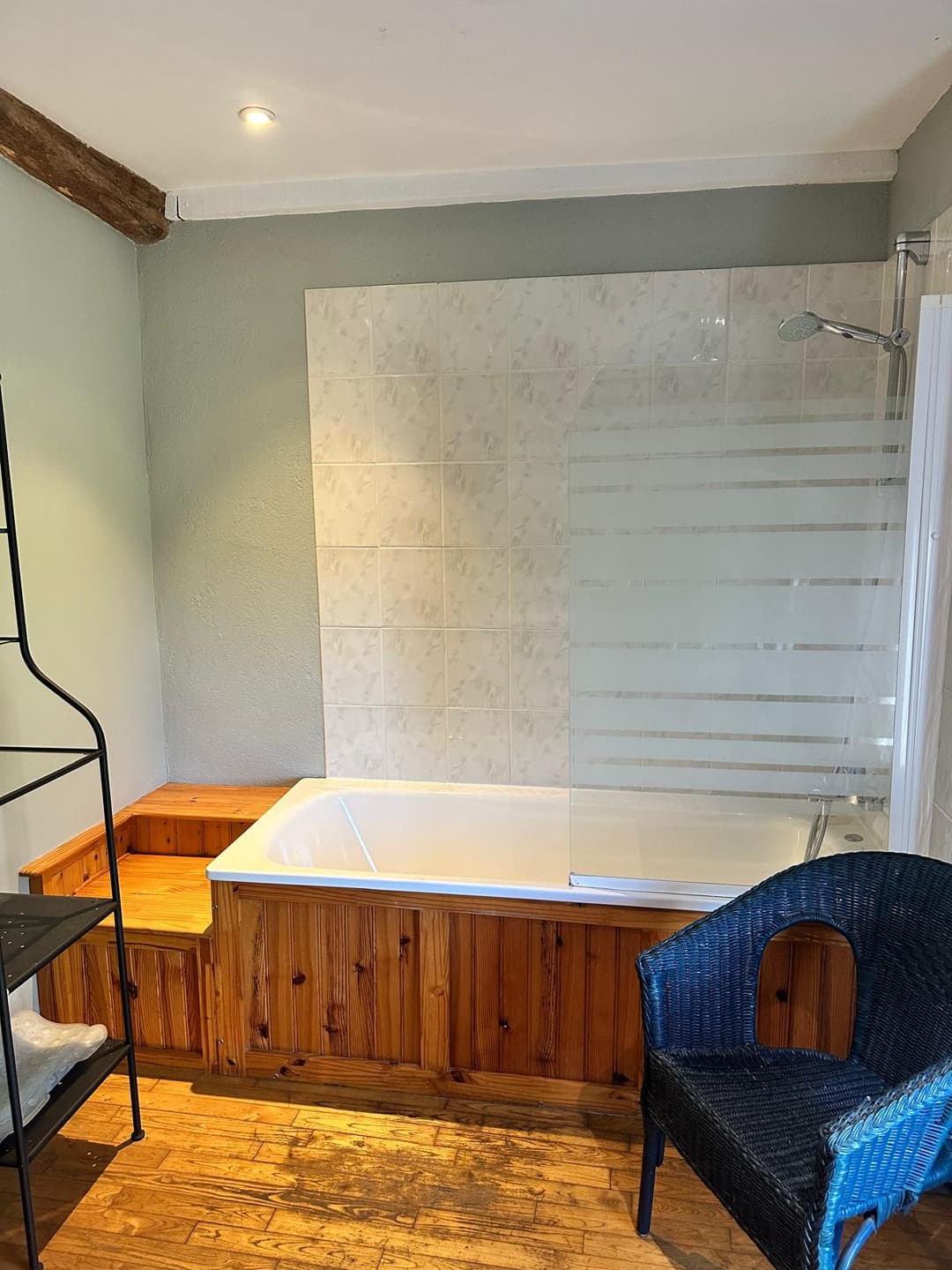 Cottage de ferme rurale avec 3 étangs pour se baigner et pêcher - Lavande