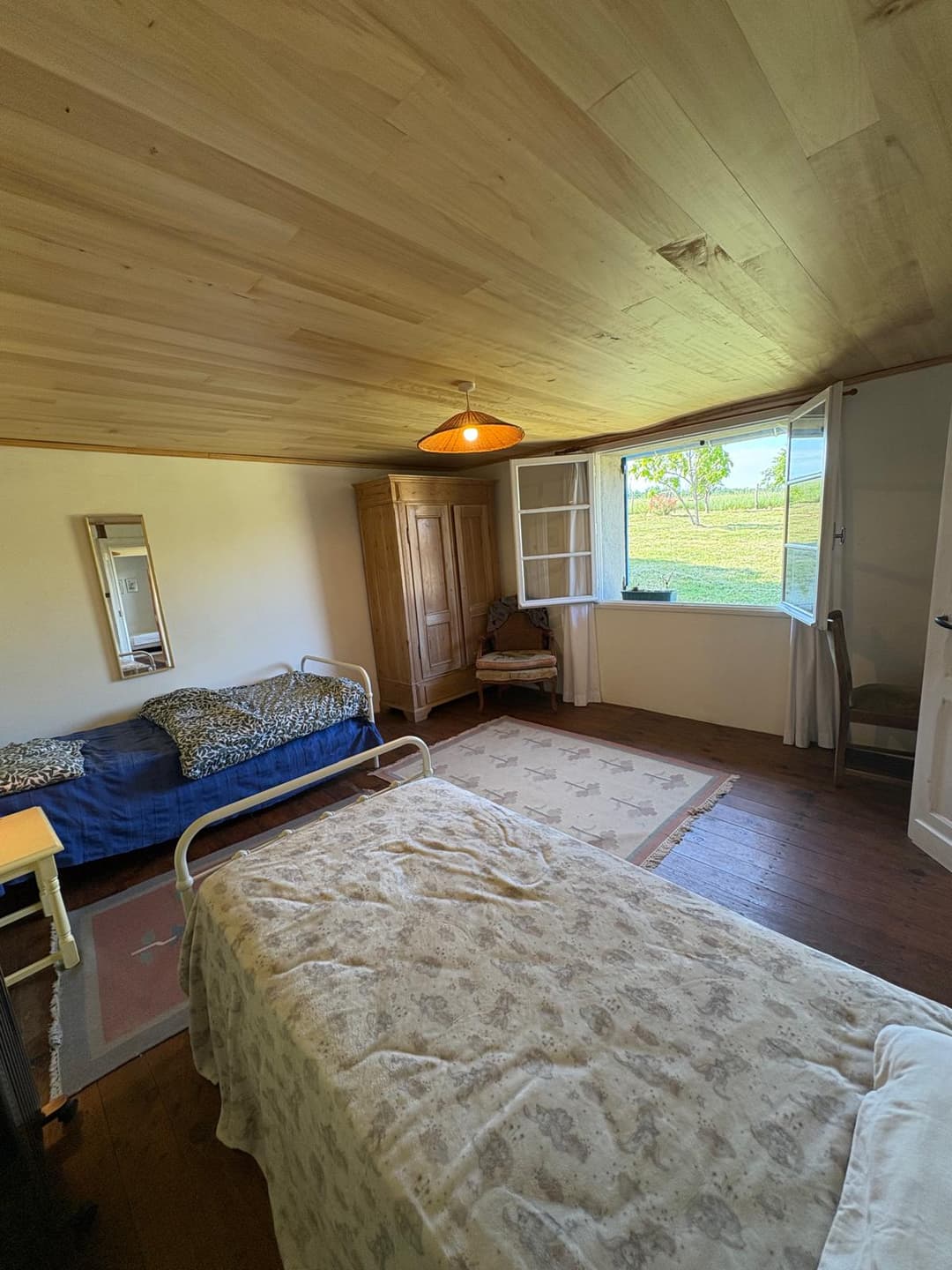 Maison de campagne devant  3 étangs -  Porcherat