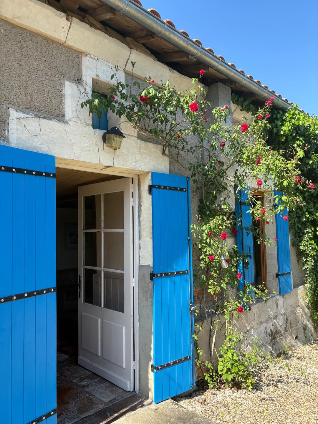 Maison de campagne devant  3 étangs -  Porcherat