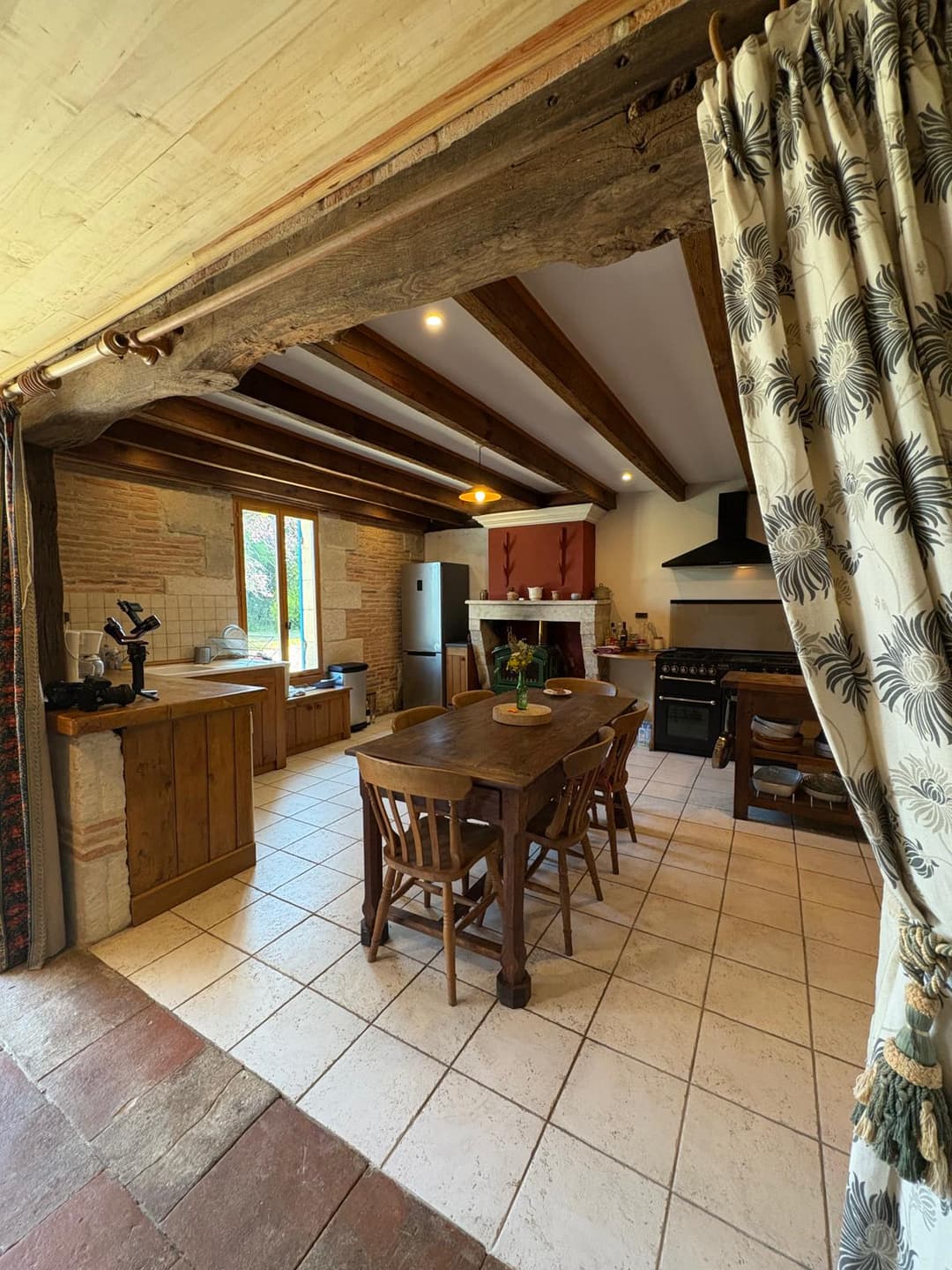 Maison de campagne devant  3 étangs -  Porcherat