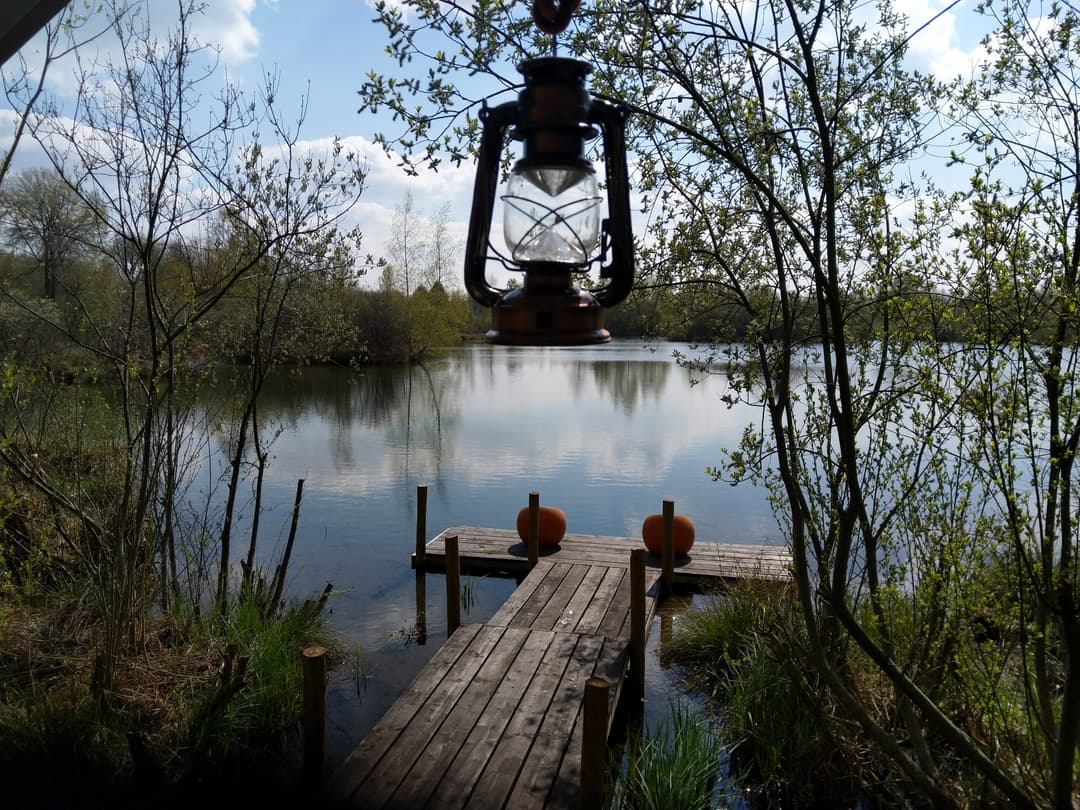 Ponton cosy au coeur de la nature. Ressourçant et dépaysant. 