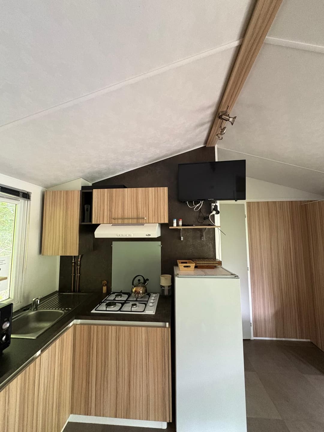 Pêche à la carpe et carnassier avec mobil-home 6 couchages