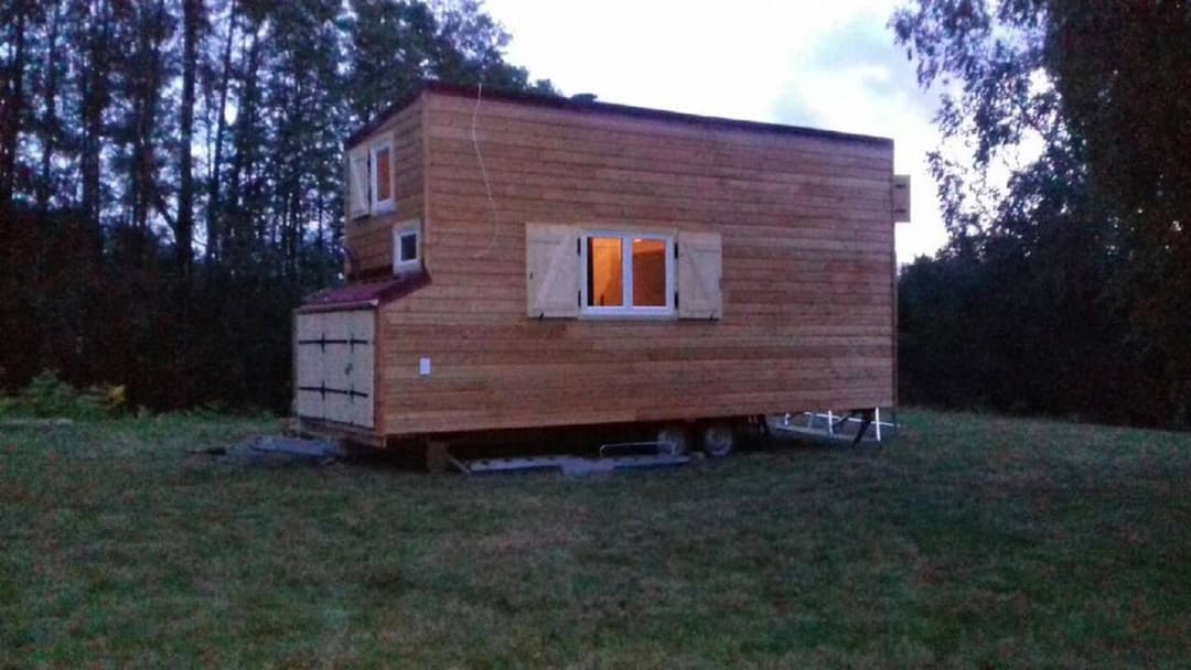 Tiny house 5 personnes avec étang en Haute-Saône 