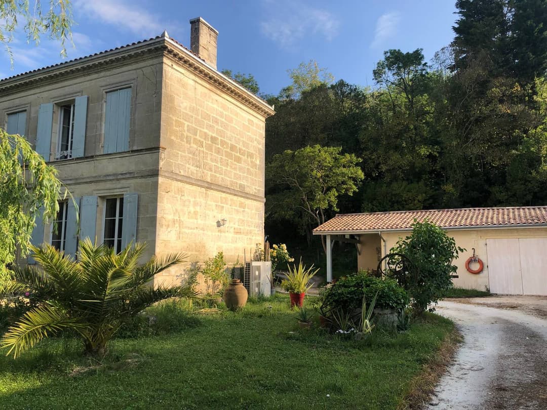 Escapade authentique : maison de charme avec accès à l’estuaire de la Gironde 