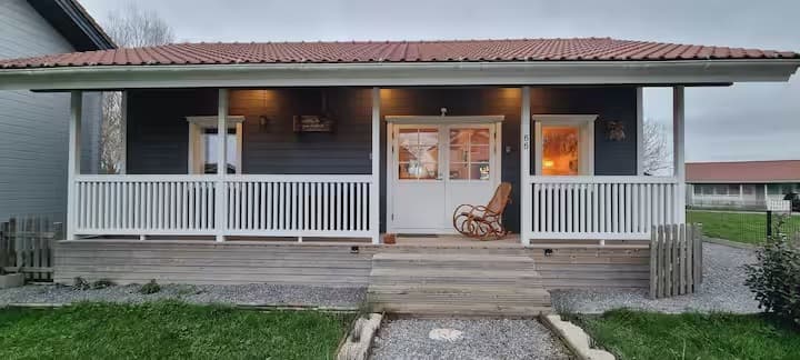 Chalet familial au bord d’un étang 