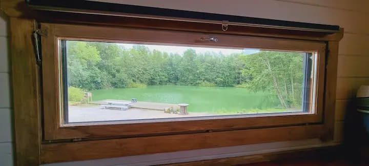 Chalet familial au bord d’un étang 