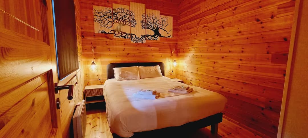 Chalet familial au bord d’un étang 