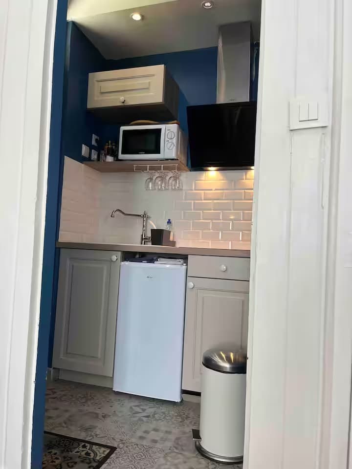 Maisonnette normande à l’orée de la rivière 