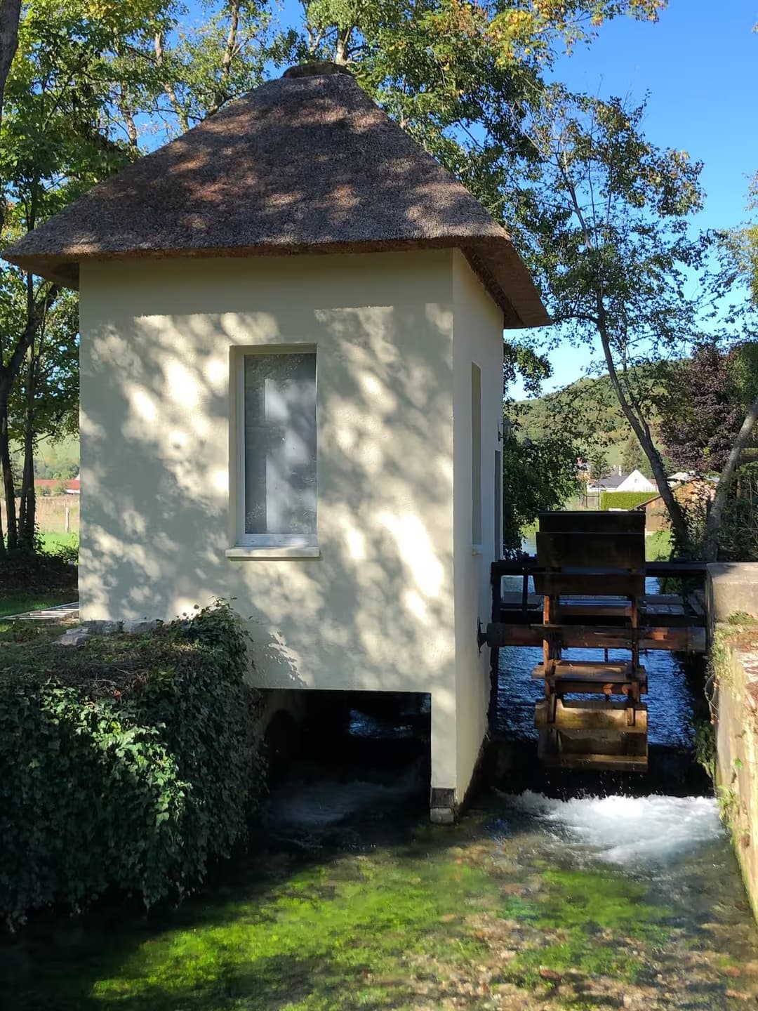 Un séjour envoutant dans un moulin les pieds dans l’eau 