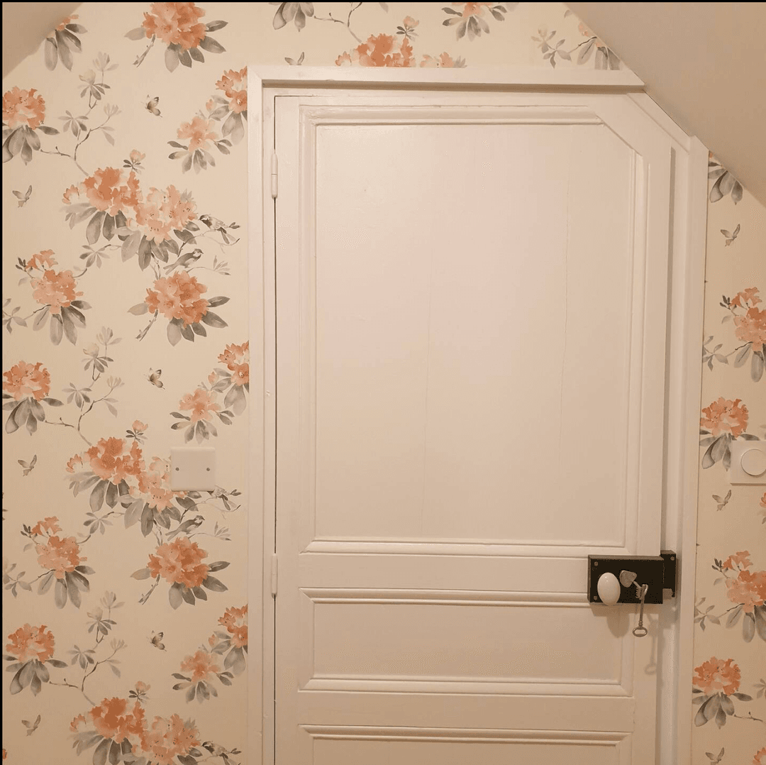 Le gîte normand avec un étang privé et des ânes