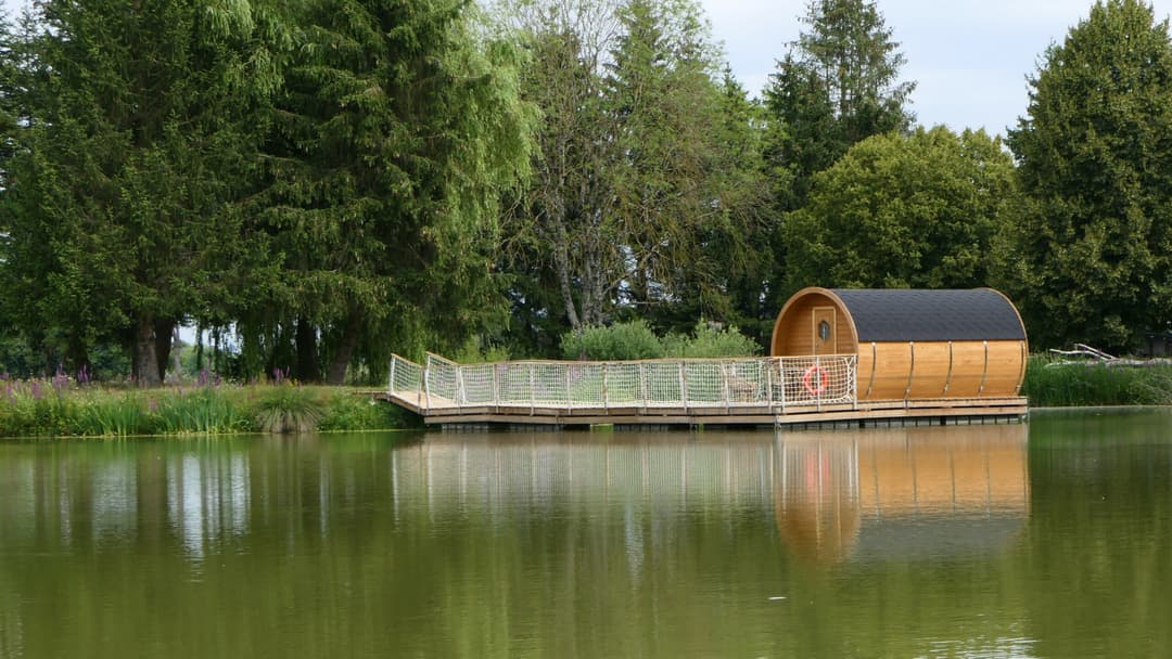 Logement insolite au bord de l’eau 