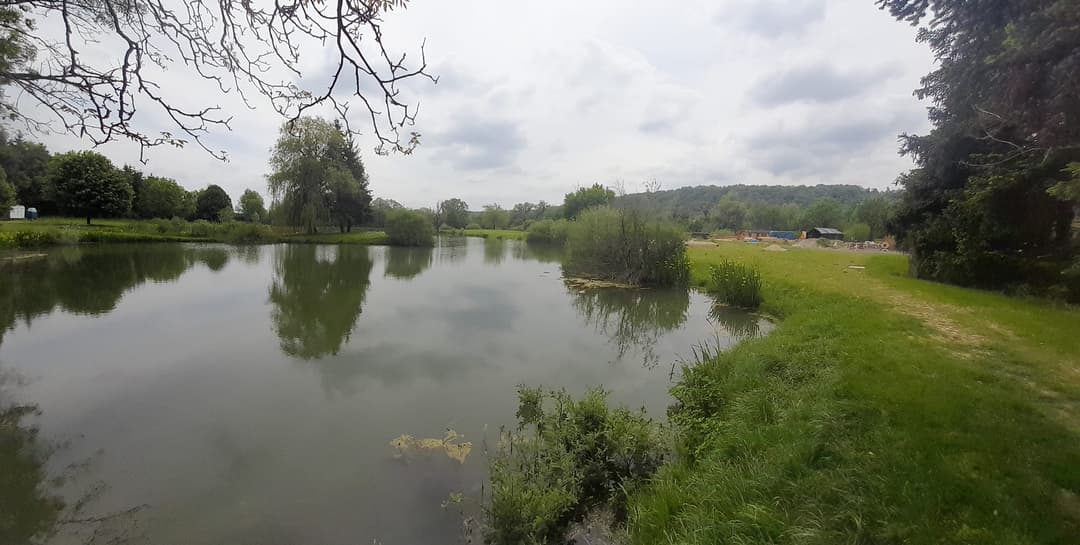 Logement insolite au bord de l’eau 